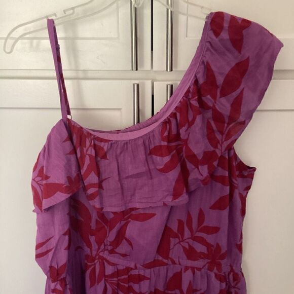 Old Navy One Shoulder Ruffle Trim Dress Sz XL Purple Floral Beach Vacay - Picture 3 of 9